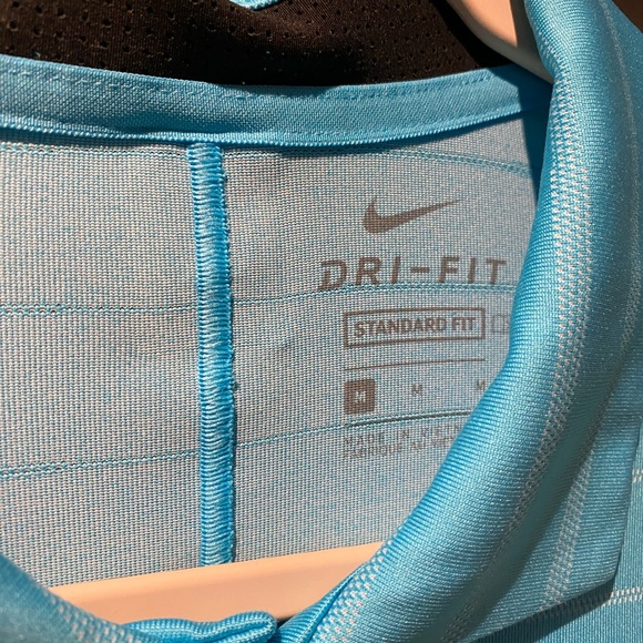 Nike golf polo, tiger woods brand, aqua blue - Picture 3 of 3